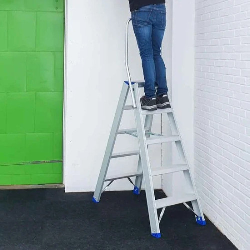 Dvipusiai 5 pakopų laiptai Dvipusiai 5 pakopų laiptai